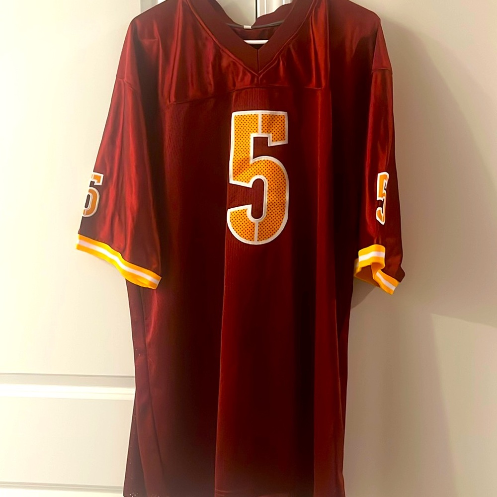 Washington commanders jersey size XXXL